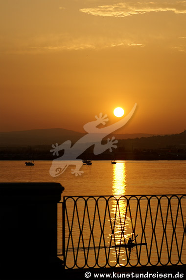 Siracusa - Sonnenuntergang ber Sizilien