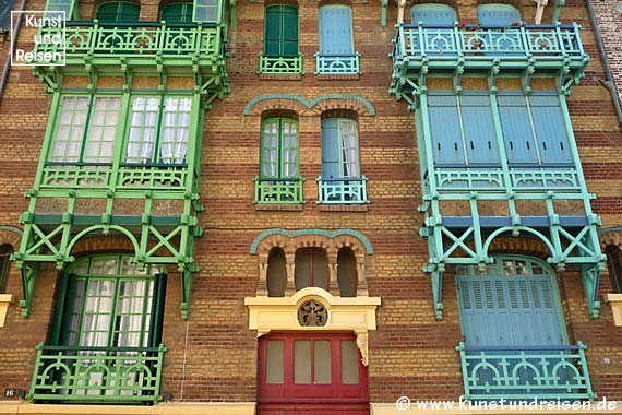 Mers-les-Bains, Fassade im französischen Art Nouveau