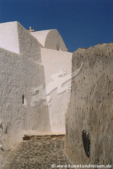Finikia - Santorini