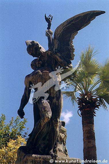 Caltagirone - Monumento ai caduti