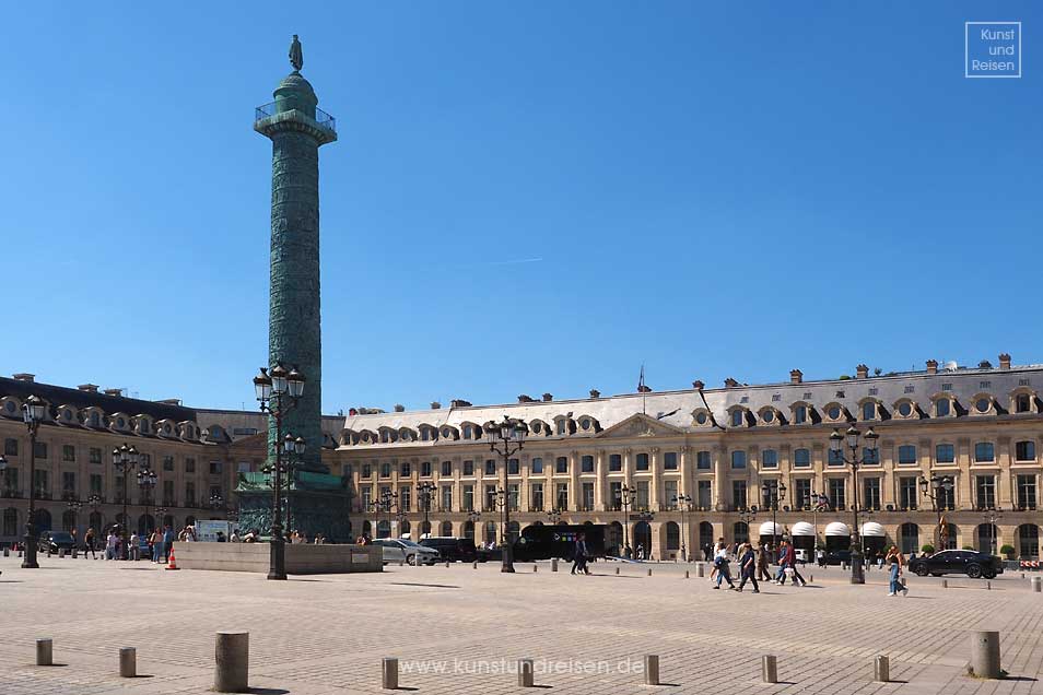 Place Vendôme mit Siegessäule Paris