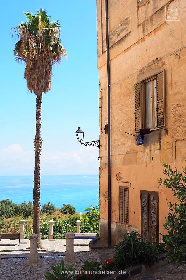 Belvedere Hafen Tropea