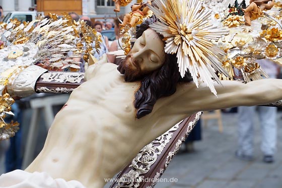 Kreuz f&uuml;r die historische Prozession zu Ehren des Heiligen Johannes des T&auml;ufers, Genua