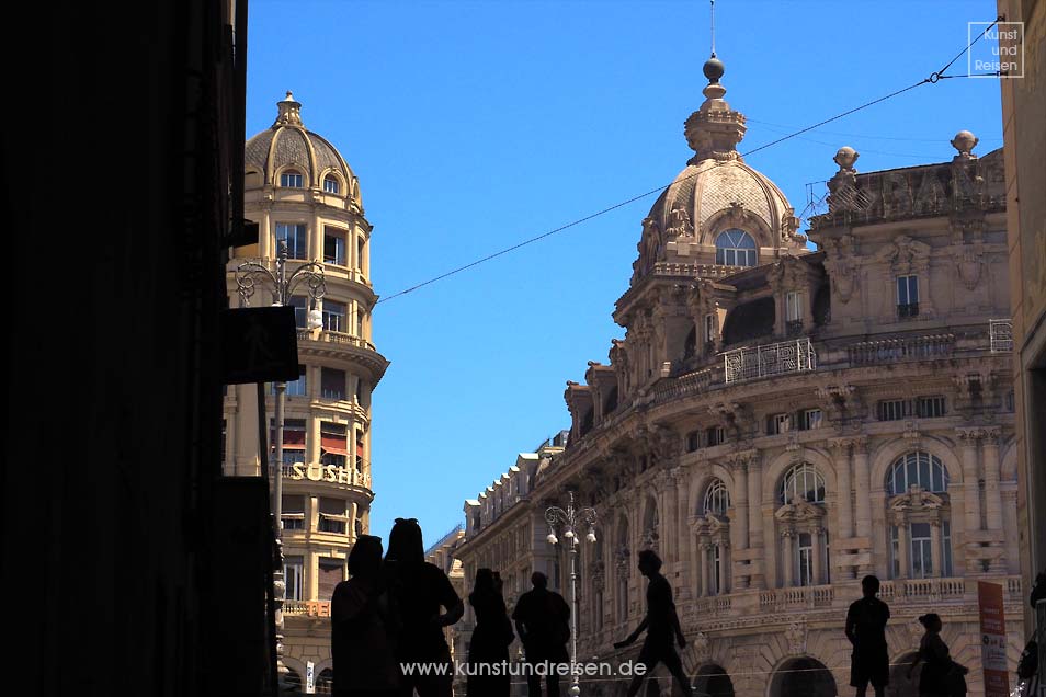 Palazzo della Borsa an der Piazza De Ferrari Genua
