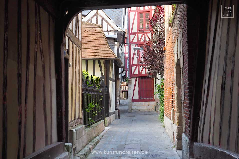 Enge Gasse Rue des Chanoines Rouen