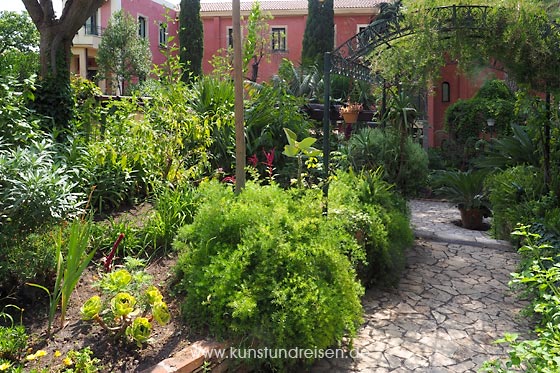 Garten der Villa Schuler in Taormina, Sizilien